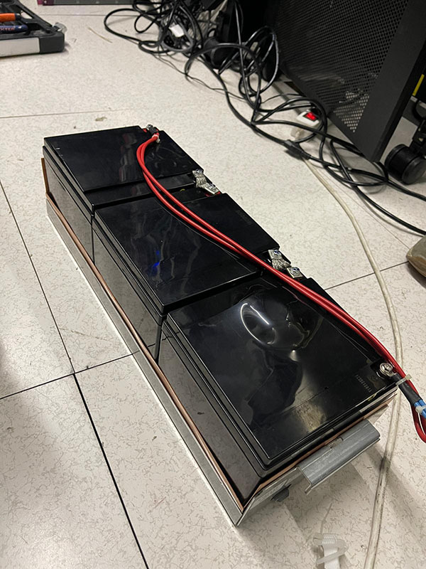 Cambio de Baterias SAI Cambio de Baterias SAI